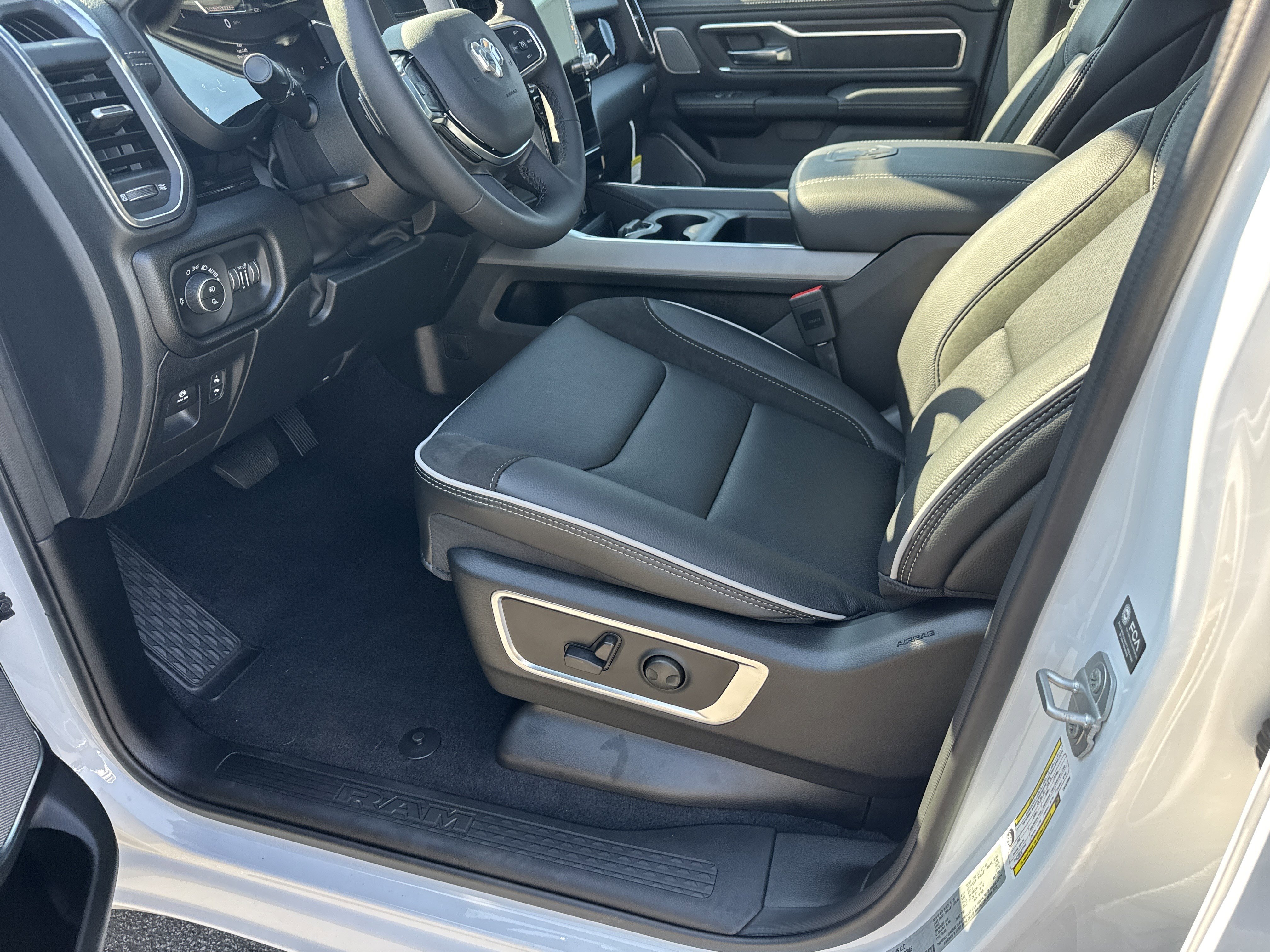 New 2026 RAM 1500 Laramie w/ Night Edition image 16