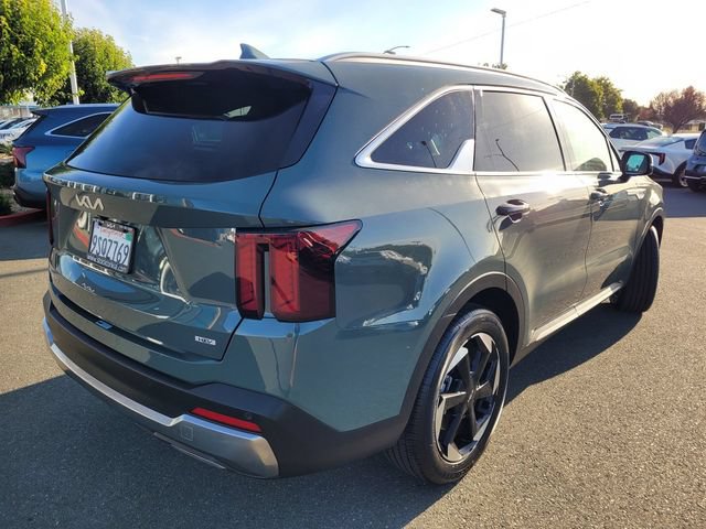 Used 2025 Kia Sorento EX AWD/4WD image 4