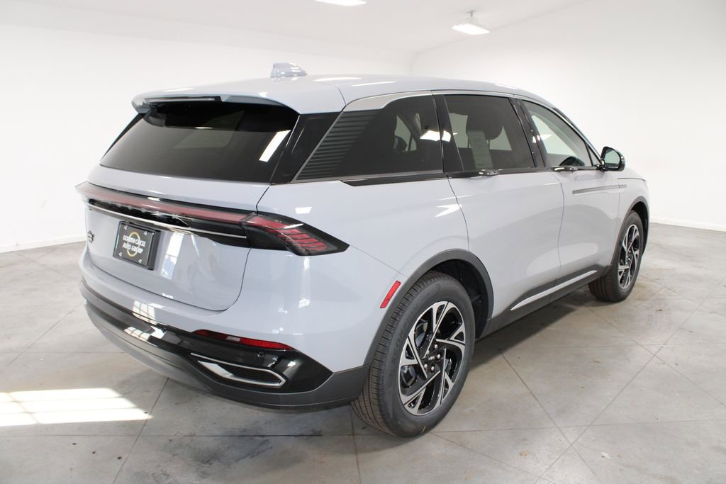 New 2026 Lincoln Nautilus Premier image 8