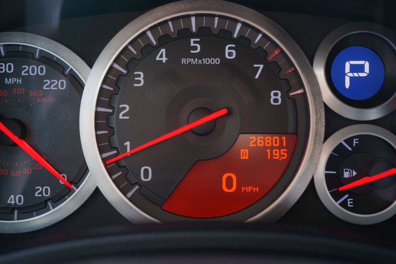 Used 2010 Nissan GT-R Premium image 31