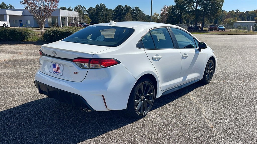 Used 2023 Toyota Corolla SE image 8