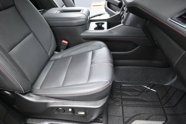 Used 2024 Chevrolet Tahoe RST w/ Sport Performance Package AWD/4WD image 29