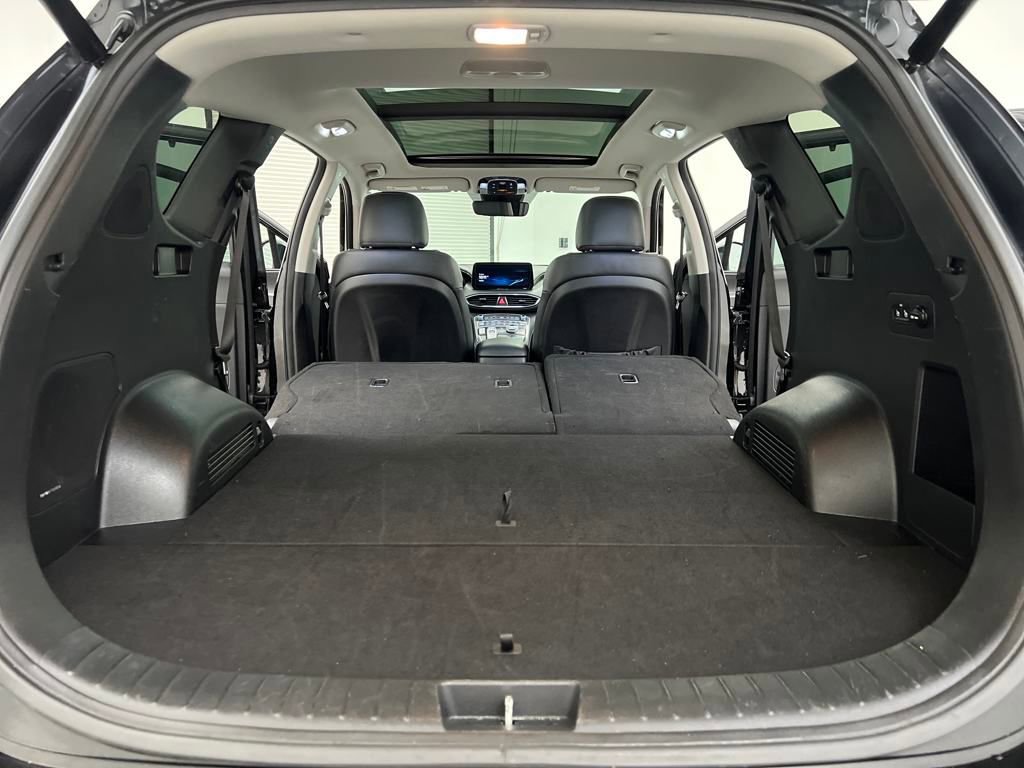 Used 2023 Hyundai Santa Fe SEL Premium image 31