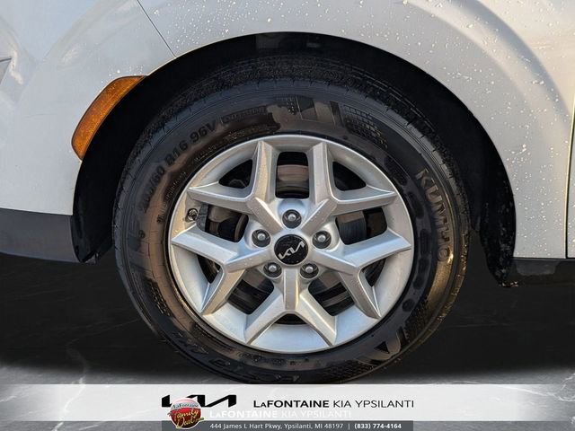 Used 2024 Kia Soul LX w/ Option Group 015 image 31