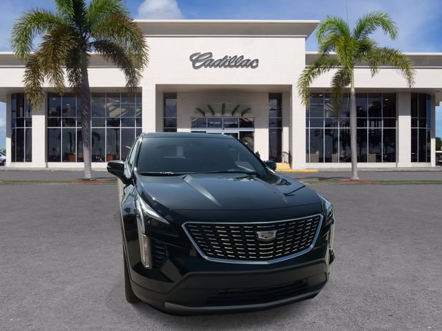 Certified 2023 Cadillac XT4 Premium Luxury FWD image 3
