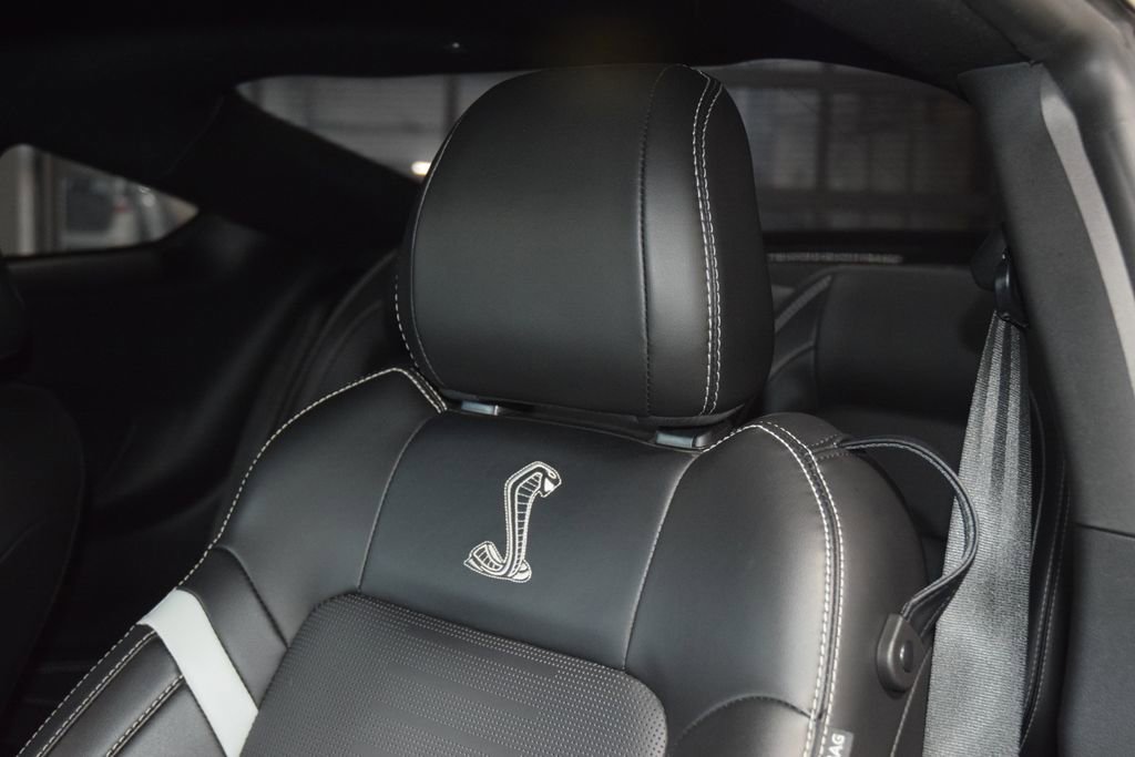 Used 2021 Ford Mustang Shelby GT500 w/ Technology Package image 38