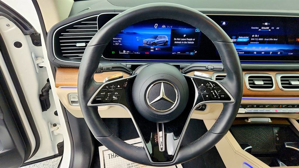 Used 2024 Mercedes-Benz GLS 450 4MATIC image 13