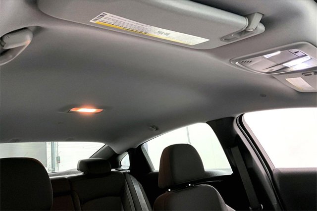 Used 2018 Chevrolet Malibu LS image 28