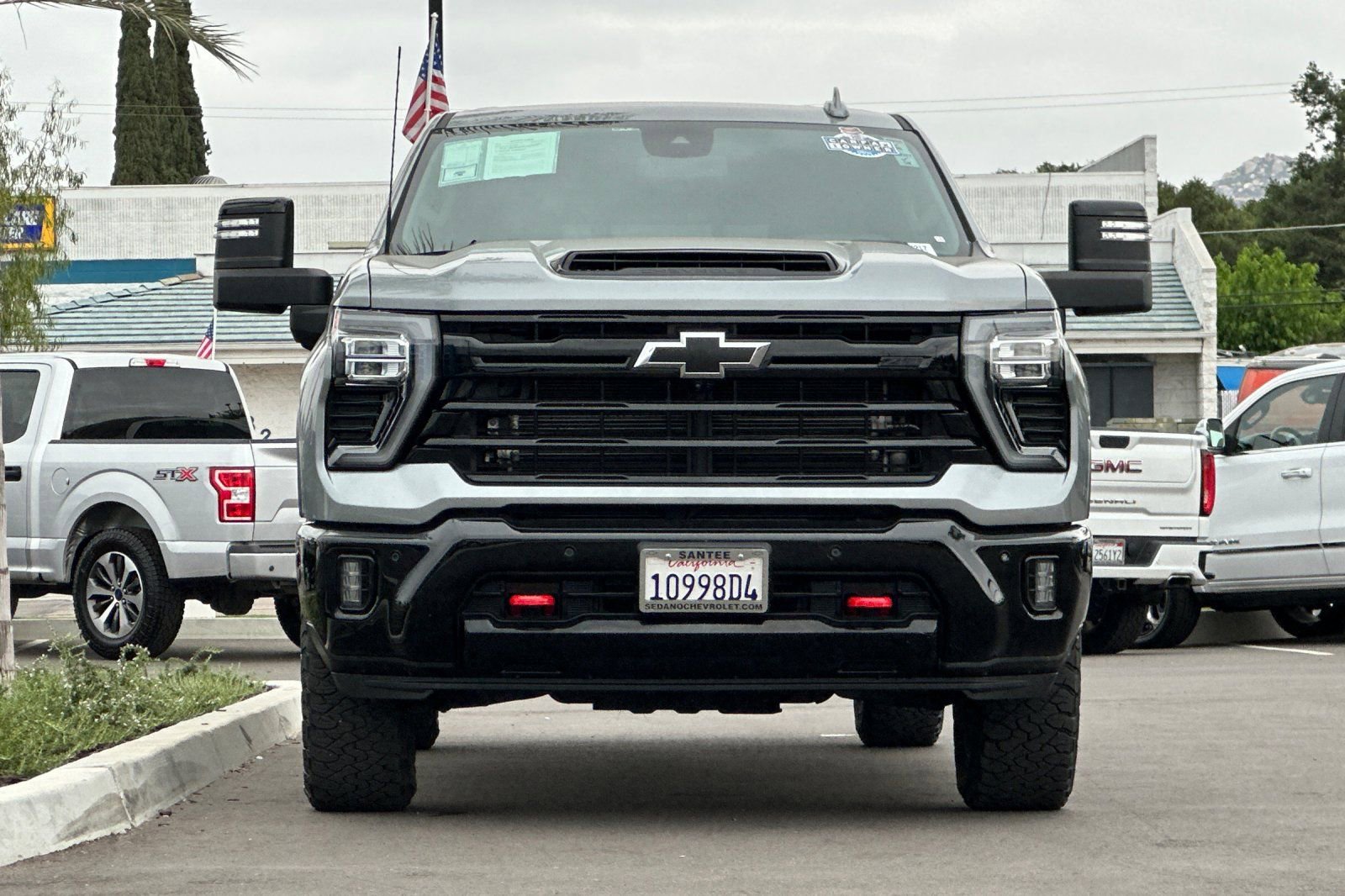 Used 2025 Chevrolet Silverado 2500 LTZ w/ Trail Boss Package image 9