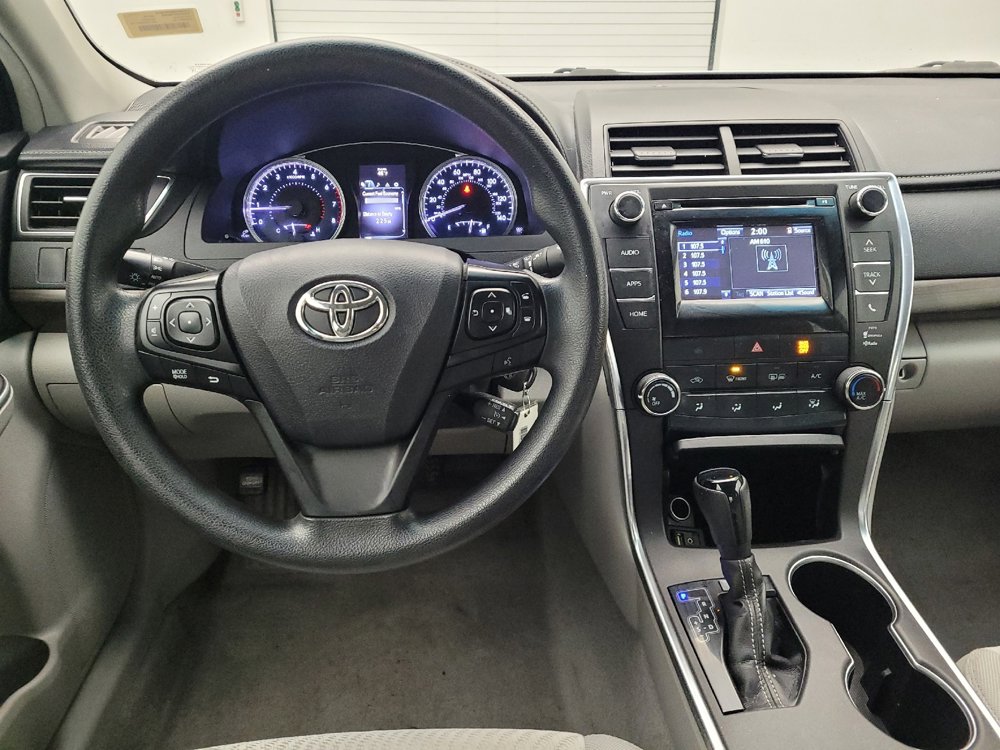 Used 2015 Toyota Camry LE image 22