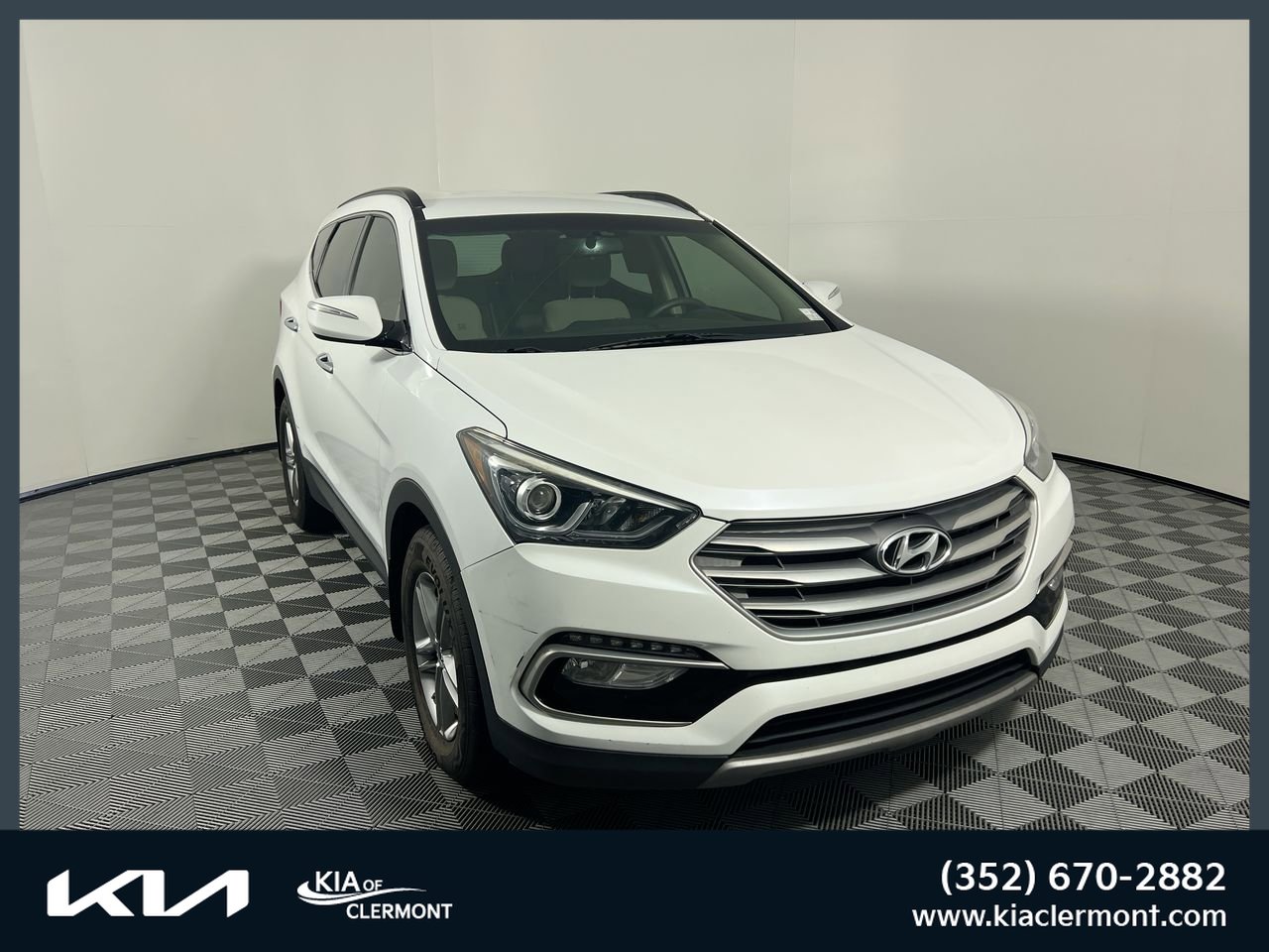 Used 2018 Hyundai Santa Fe Sport w/ 2.4L Value Package 02
