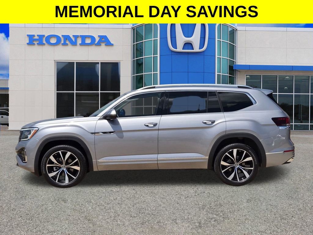 Used 2025 Volkswagen Atlas SEL Premium R-Line AWD/4WD image 6