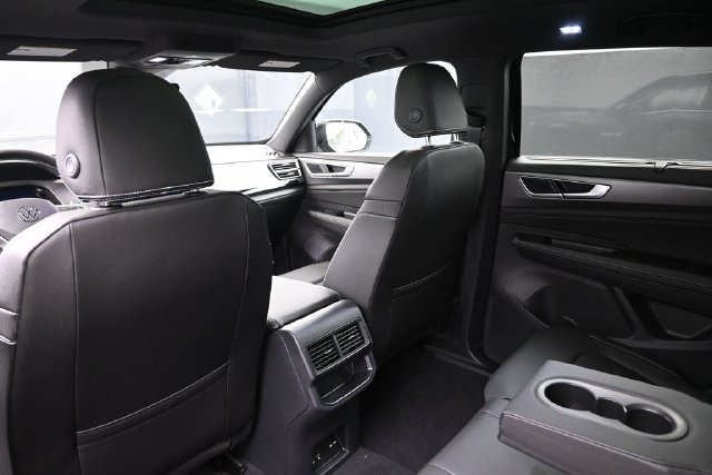 New 2026 Volkswagen Atlas Cross Sport SE AWD/4WD image 19