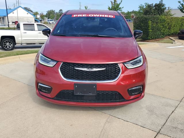 Used 2025 Chrysler Pacifica Select image 6