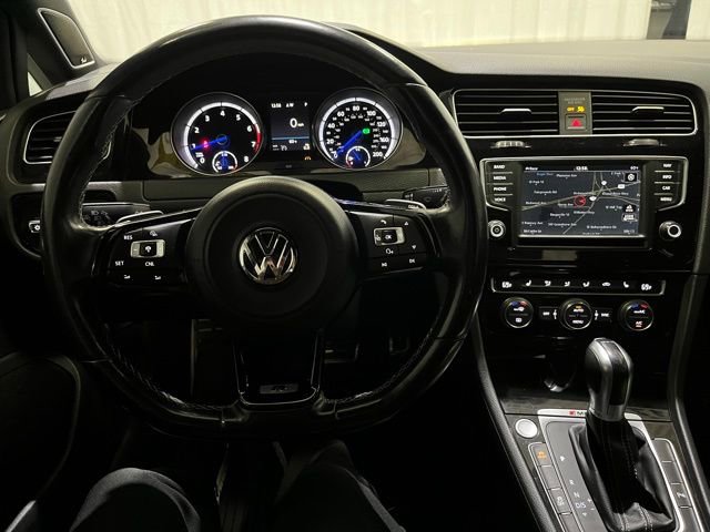 Used 2017 Volkswagen Golf R 4-Door AWD/4WD image 20