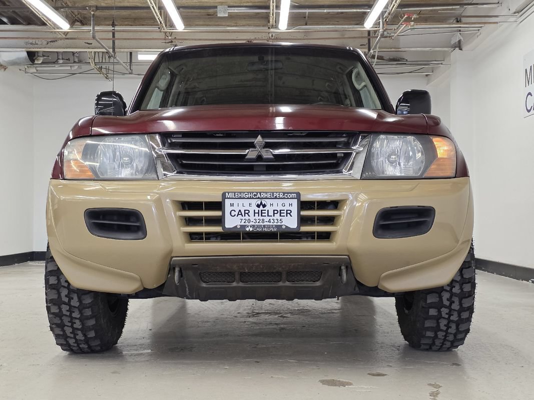 Used 2002 Mitsubishi Montero XLS AWD/4WD image 3