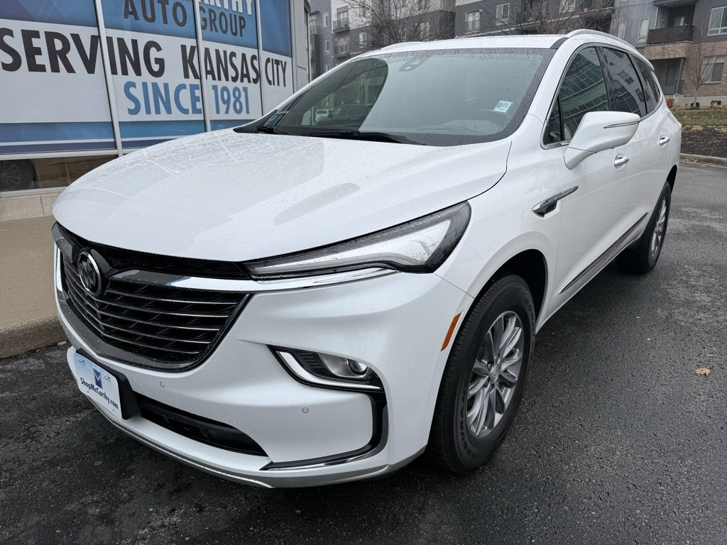 Used 2022 Buick Enclave Premium image 10