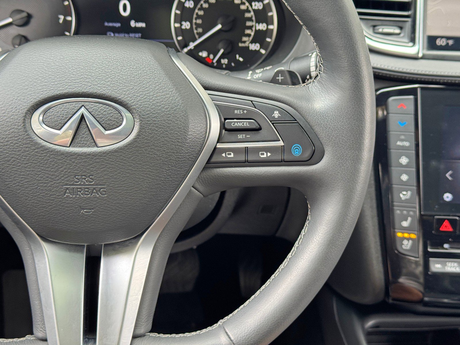 Used 2024 INFINITI QX50 Sport image 21