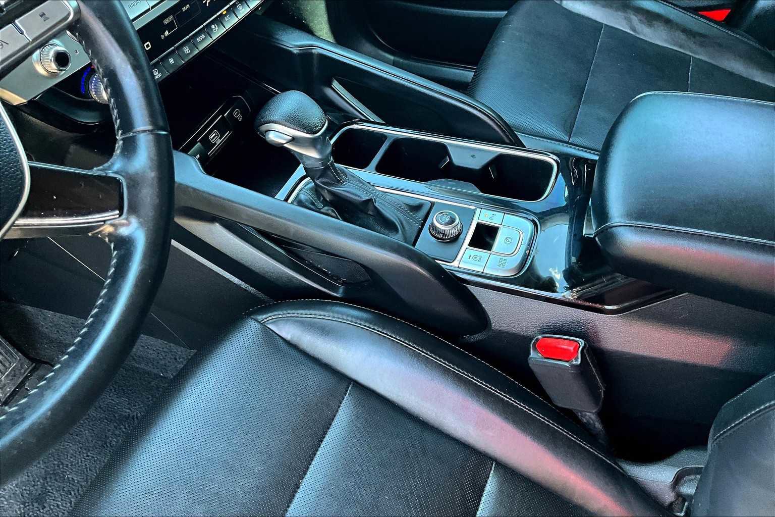 Used 2023 Kia Telluride LX image 30