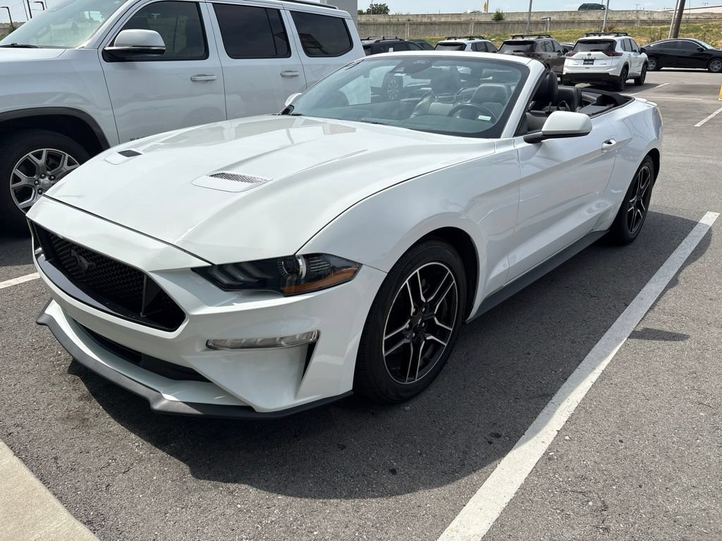 Used 2022 Ford Mustang Premium RWD image 1