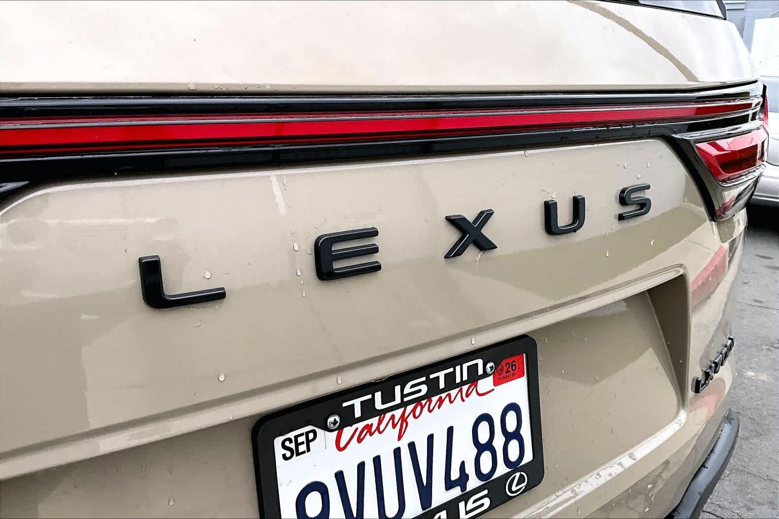 Used 2025 Lexus LX 700h Overtrail AWD/4WD image 31