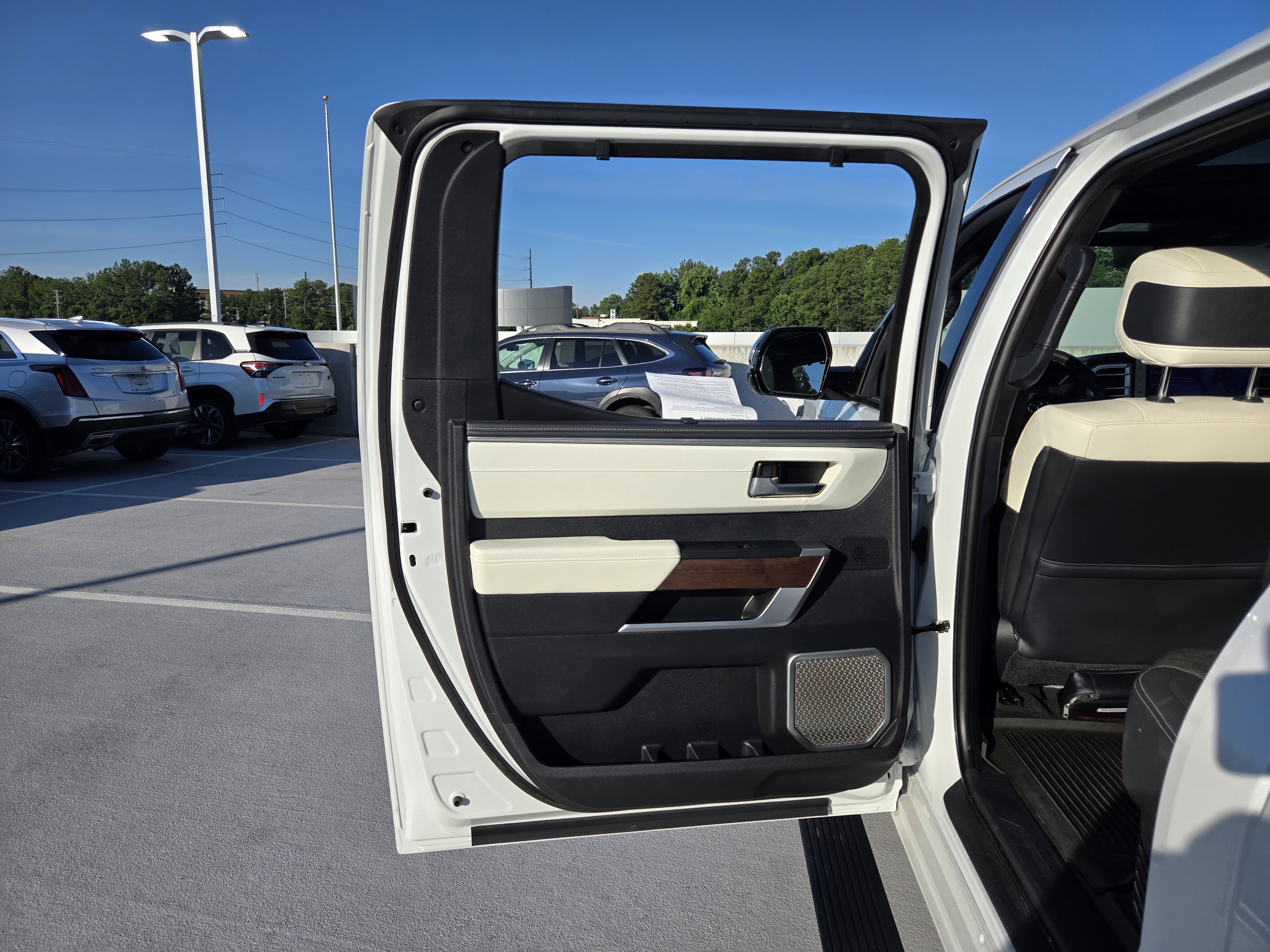 Used 2023 Toyota Tundra Capstone AWD/4WD image 22