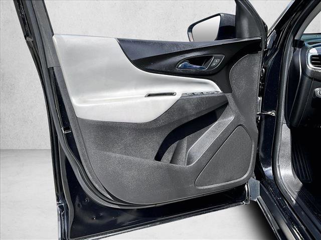 Used 2018 Chevrolet Equinox LS image 18