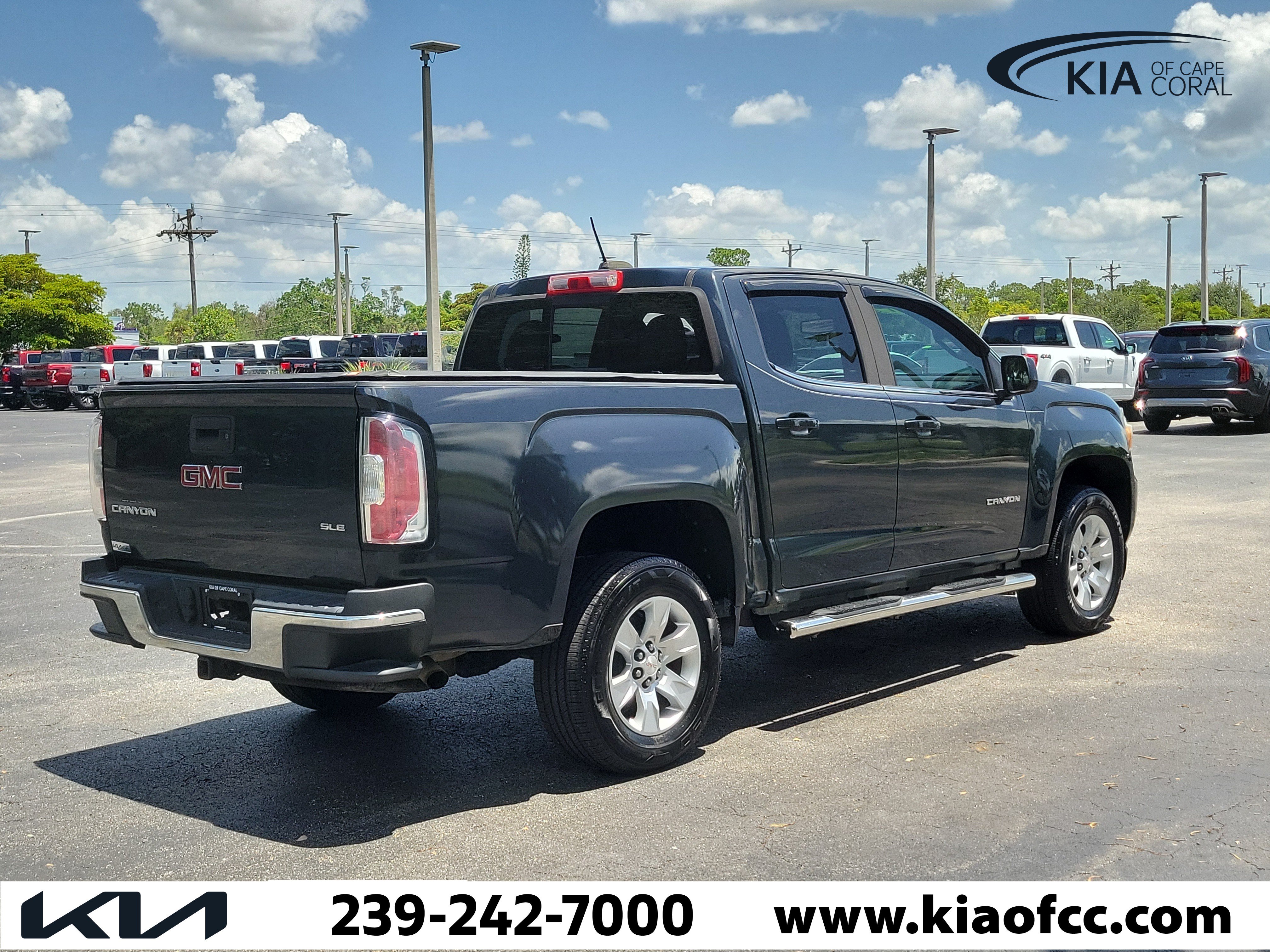 Used 2017 GMC Canyon SLE w/ SLE Convenience Package RWD image 6