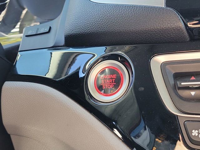 Used 2018 Honda Ridgeline RTL-E image 34