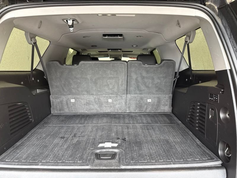 Used 2019 Chevrolet Suburban Premier AWD/4WD image 10