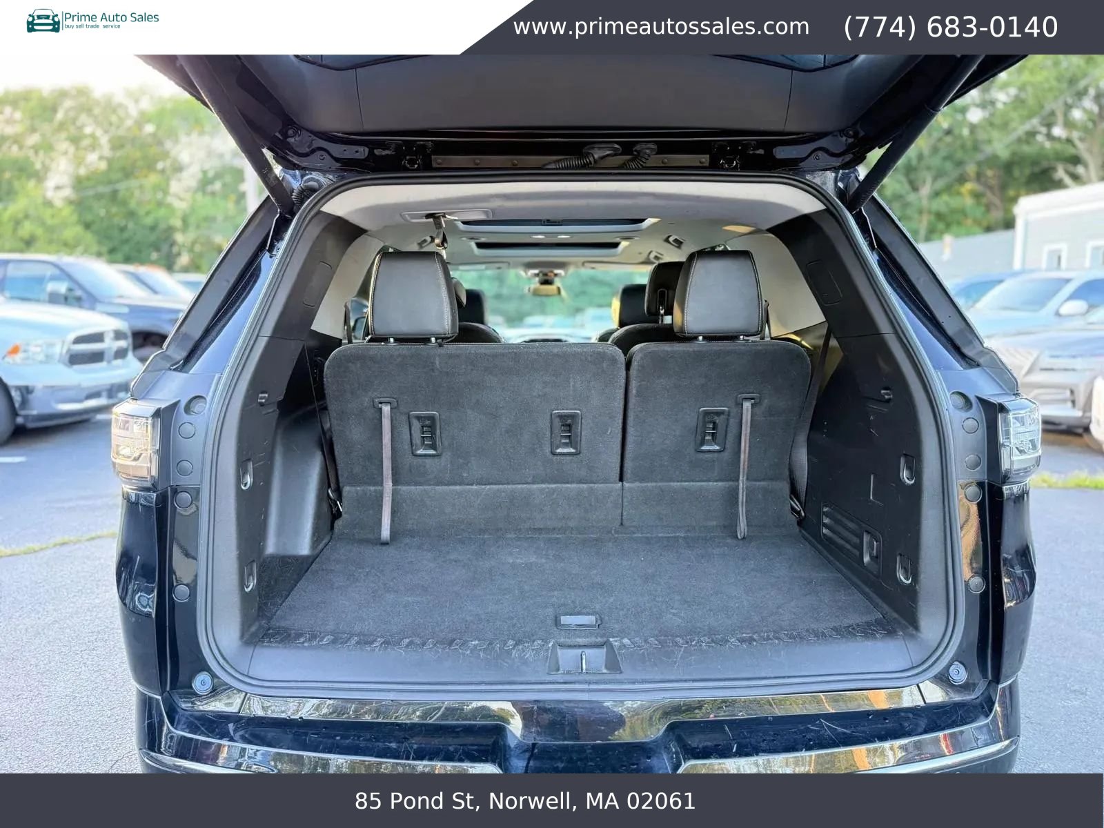 Used 2018 Chevrolet Traverse Premier w/ Redline Edition AWD/4WD image 8