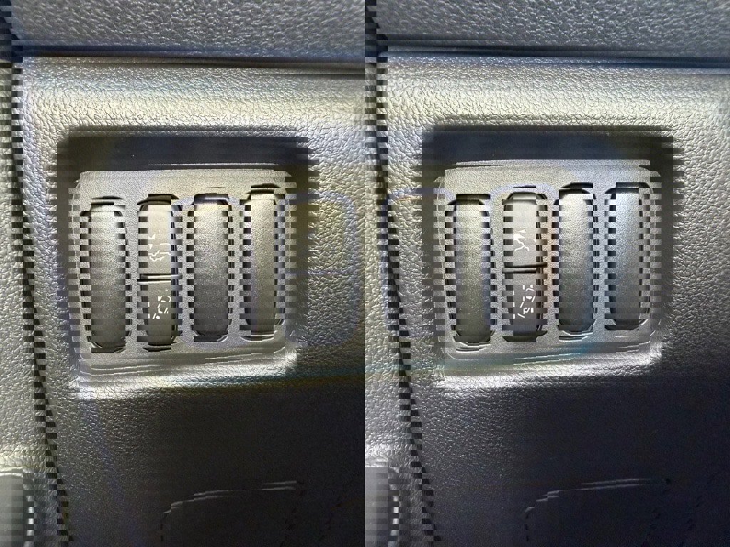 New 2025 Mitsubishi Outlander Sport ES image 22