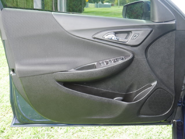 Used 2022 Chevrolet Malibu LT FWD image 12