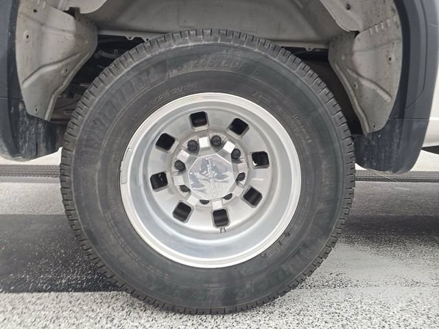 Used 2025 GMC Sierra 3500 Denali Ultimate AWD/4WD image 16