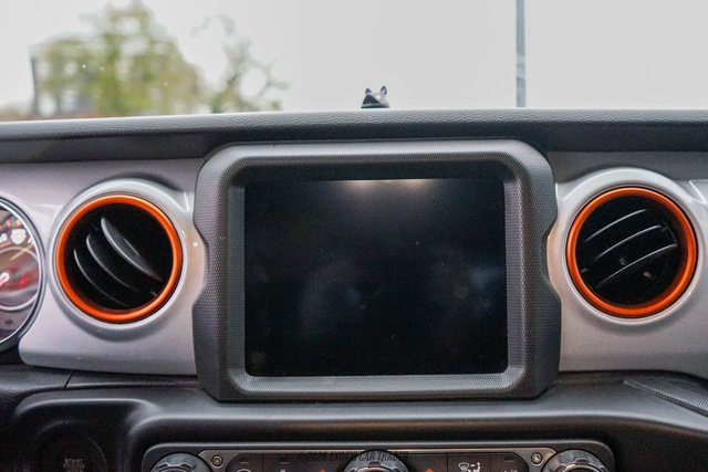 Used 2022 Jeep Gladiator Mojave w/ LED Lighting Group image 32