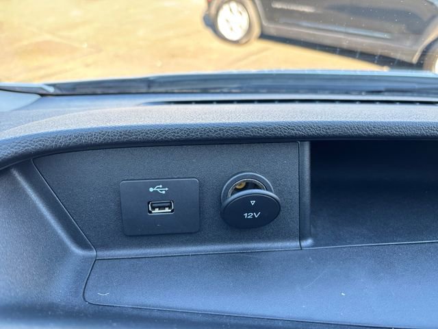 Used 2021 Ford Transit 350 XL image 18