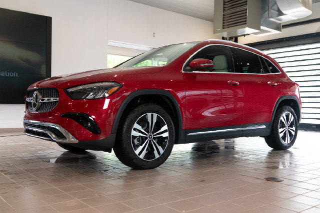 New 2026 Mercedes-Benz GLA 250 4MATIC image 3