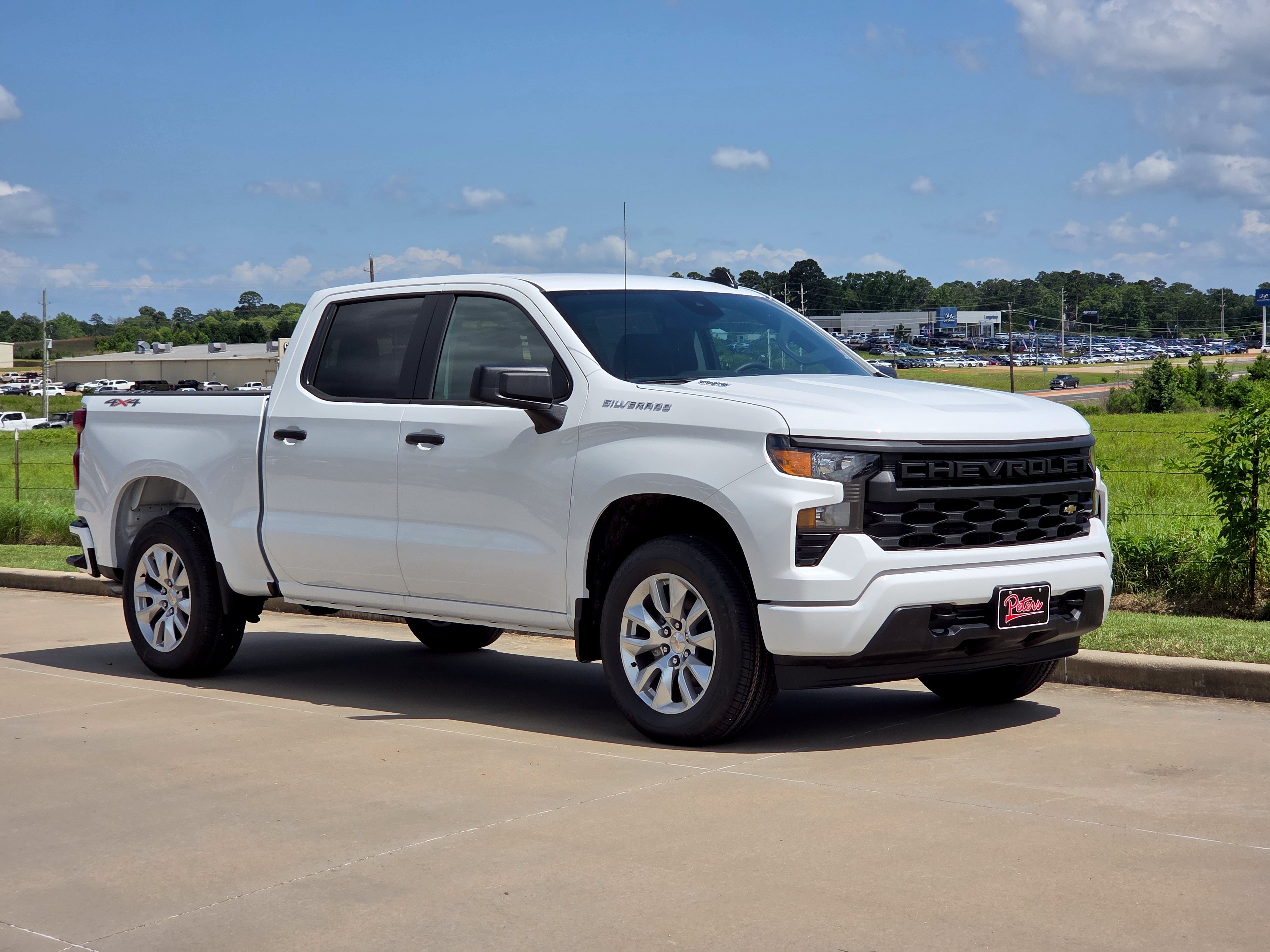 New 2026 Chevrolet Silverado 1500 Custom AWD/4WD image 1