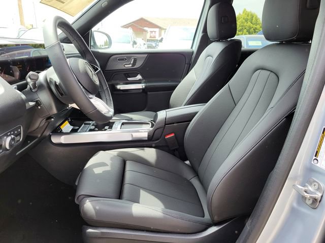 Certified 2025 Mercedes-Benz GLB 250 4MATIC image 4