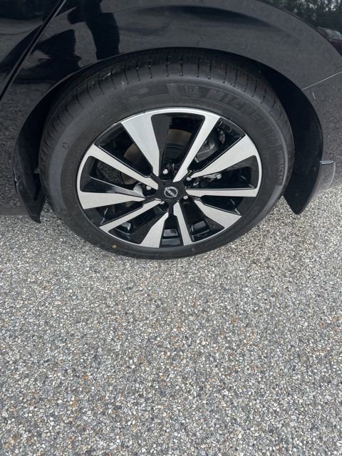 New 2025 Nissan Sentra SV w/ SV Premium Package image 9