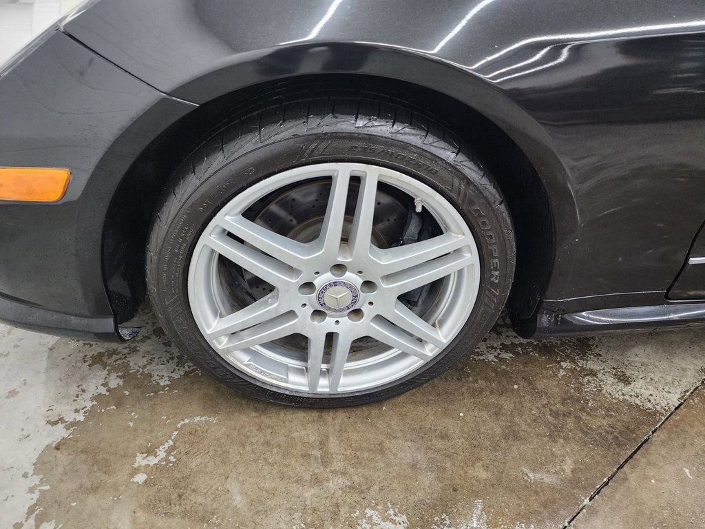 Used 2010 Mercedes-Benz E 550 Coupe image 35