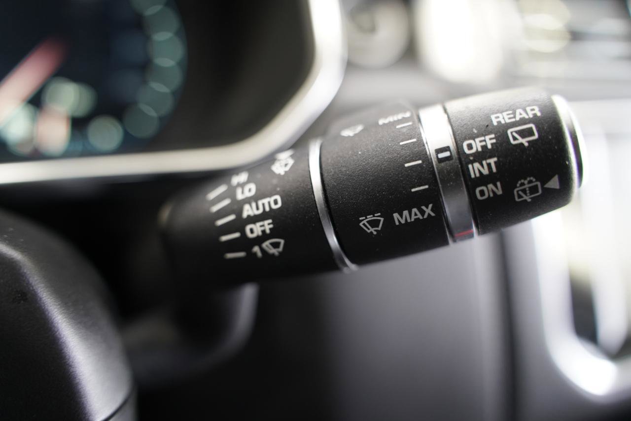 Used 2016 Land Rover Range Rover Autobiography image 15