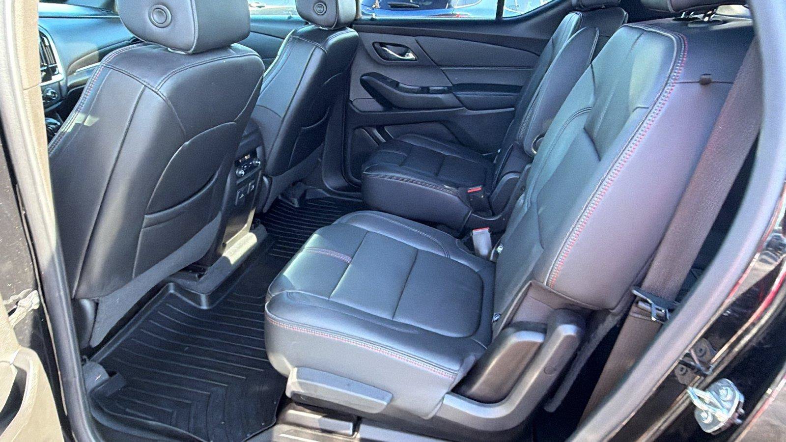 Used 2022 Chevrolet Traverse RS AWD/4WD image 25