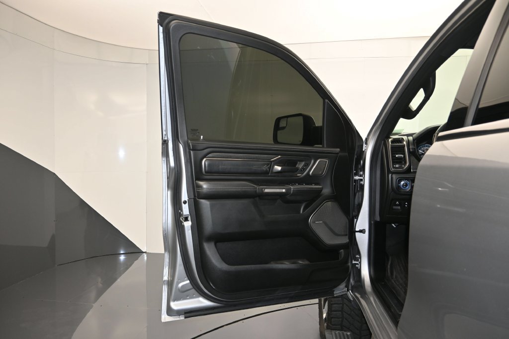 Used 2019 RAM 1500 Limited AWD/4WD image 10