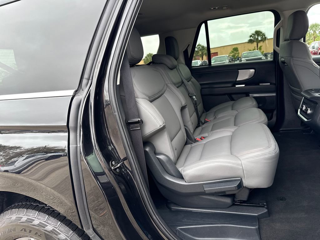 Certified 2025 Ford Expedition Max Active image 27