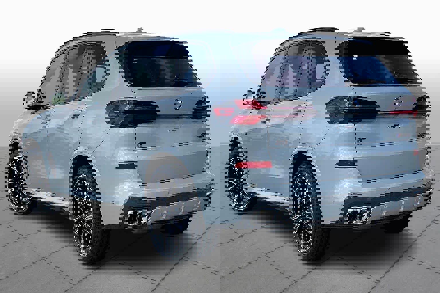 Used 2026 BMW X5 M60i image 12