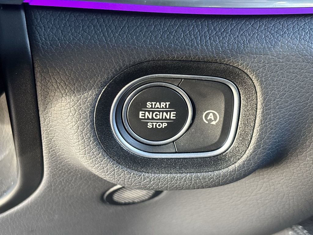 Used 2025 Mercedes-Benz GLE 450 4MATIC Coupe image 17