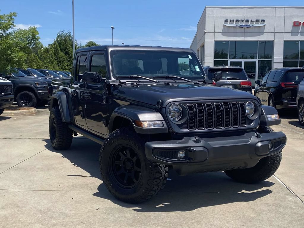 Used 2025 Jeep Gladiator Sport AWD/4WD image 36