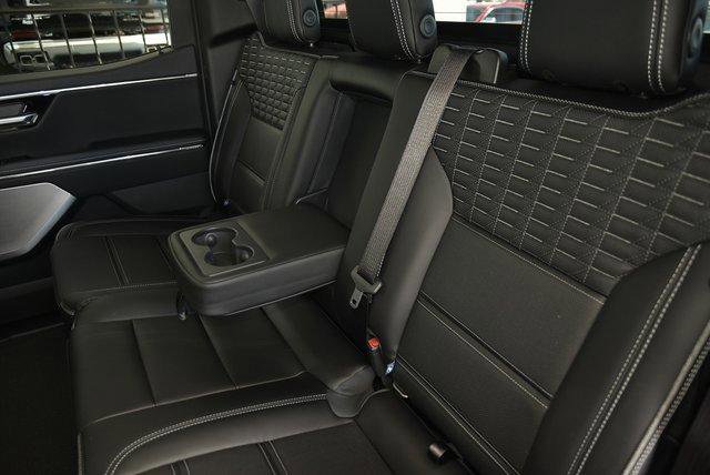 New 2025 GMC Sierra EV Denali image 31