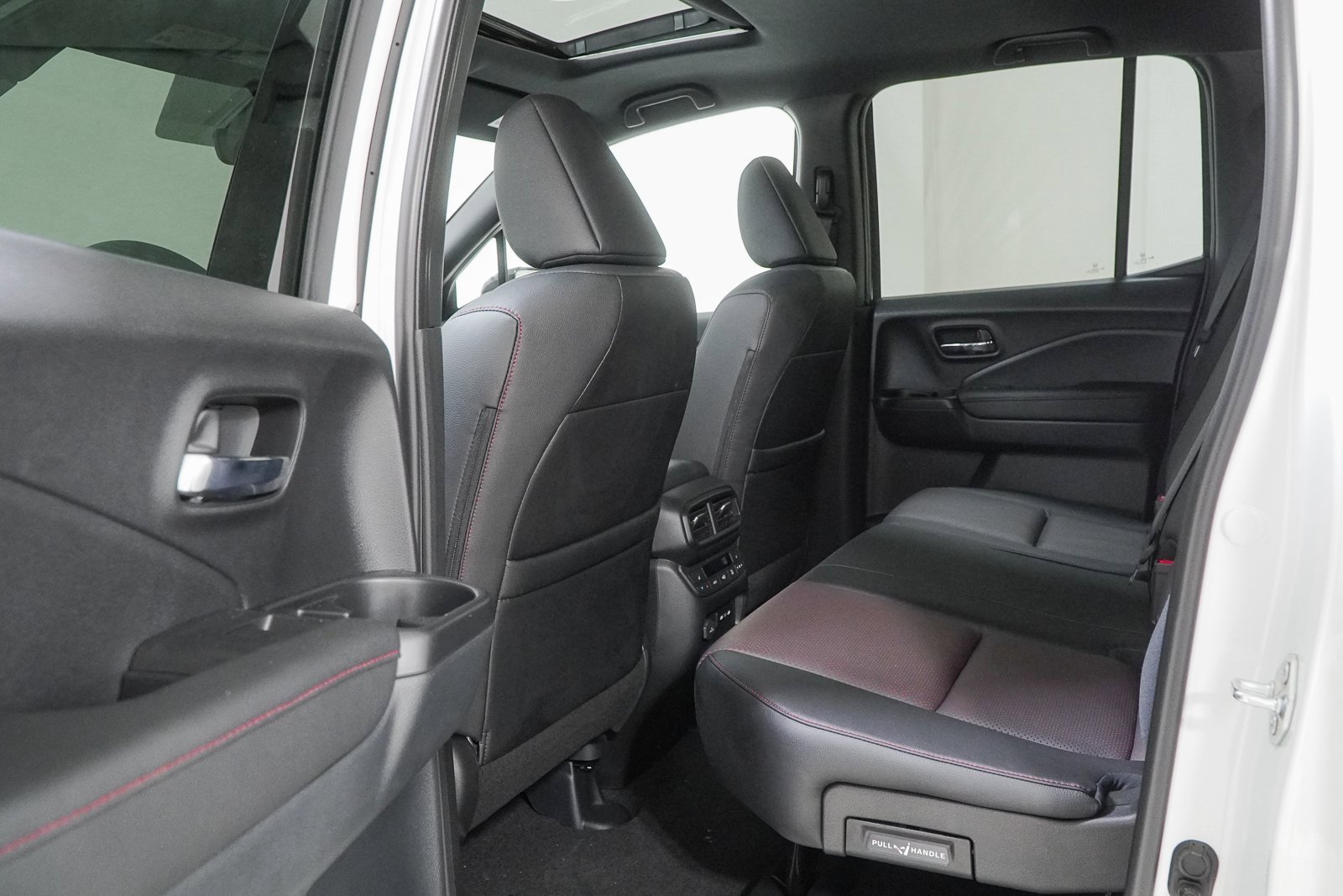 New 2026 Honda Ridgeline Black Edition image 39